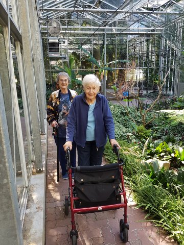 Dorothy & Vicki SG